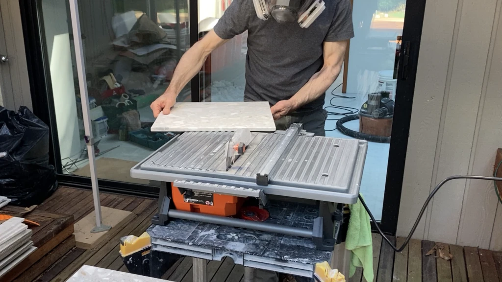Cutting marble wall tile with wet saw